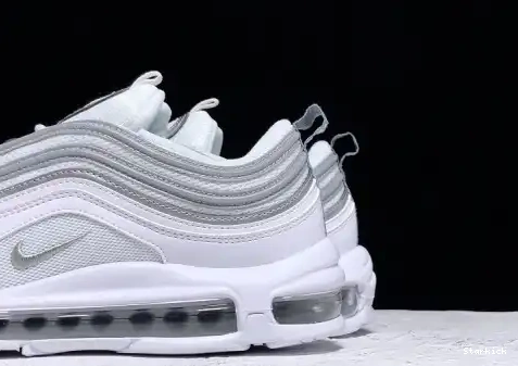 921826-105 97 Max White Reflect  Silver Air 0521